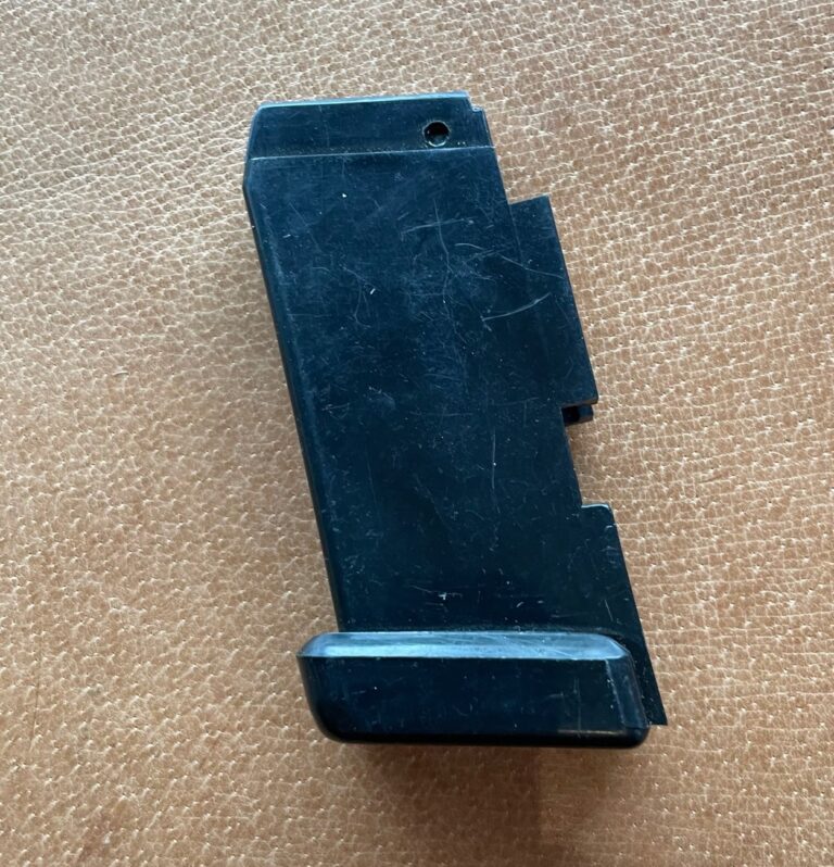 Cooey kal. 22 lr. Magasin