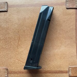 CZ TS 75 Magasin 26 skuds.