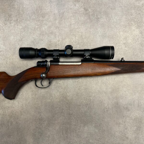 Husqvarna Jagtriffel, kal. 30.06, Fuldskæftet, brugt.