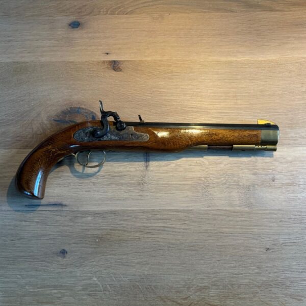 Kentucky Pistol, forlader i kaliber .45 rundkugler, sortkrudt