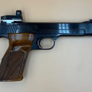 Smith & Wesson M41, kal. 22lr. m. Vortex Venum rødpunktssigte !