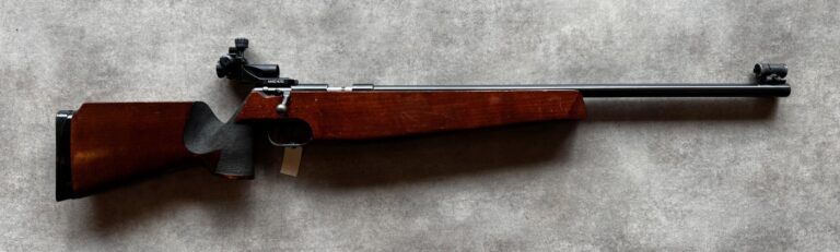 Anschütz Model 1403 Match kal. 22lr. Juniorriffel !