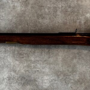Kentucky Shenandoah Forladerriffel, kaliber .45 rundkugler, sortkrudt