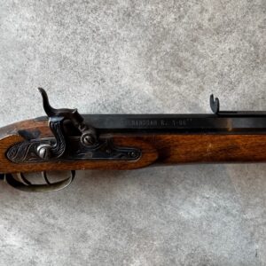 Kentucky Shenandoah Forladerriffel, kaliber .45 rundkugler, sortkrudt