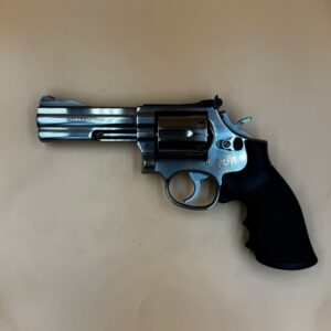 Smith & Wesson Model 686-3 m. 4" løb, kal. 38/357 Magnum